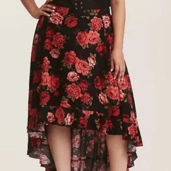 Torrid High Low Challis Red Floral Skirt 1X - Picture 1 of 3